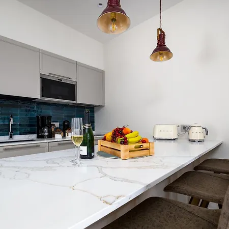 Futura Funky House - De Vivo Realty 公寓 索伦托